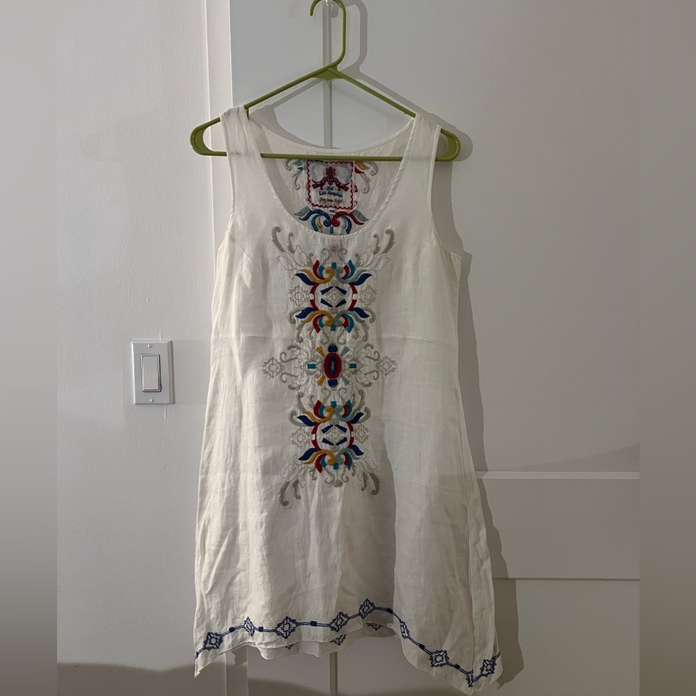 Johnny Was White Linen Embroidered Dress / Cover Up